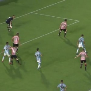  亚眠定位球配合默契，法甲小球会高空制霸赛场  